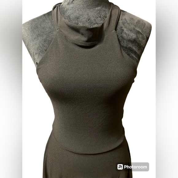 Juniors Cheryl Creation HALTER SHORT TIE BACK PARTY DRESS Size: Small - Picture 5 of 10